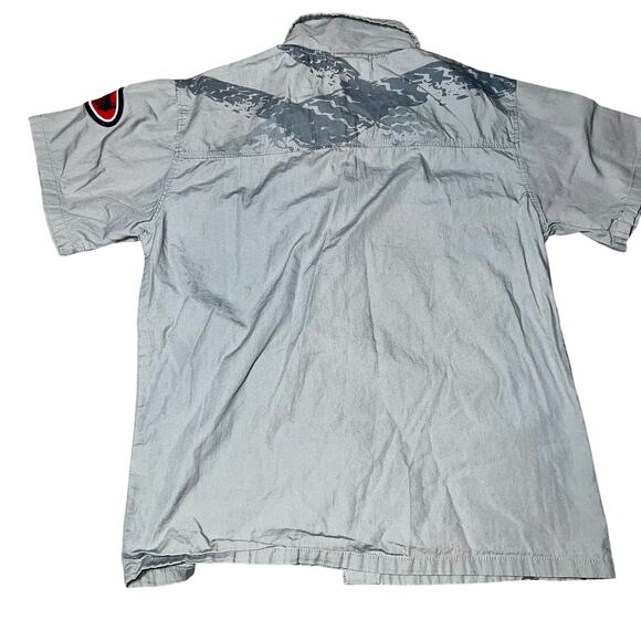 Disney Store Lightening McQueen racing team McQueen gray buttonup shirt boys 7/8 - Picture 5 of 5